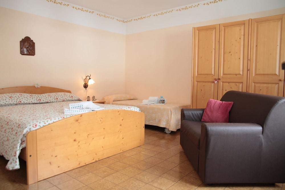Albergo Diffuso Valcellina e Val Vajont in Claut Room