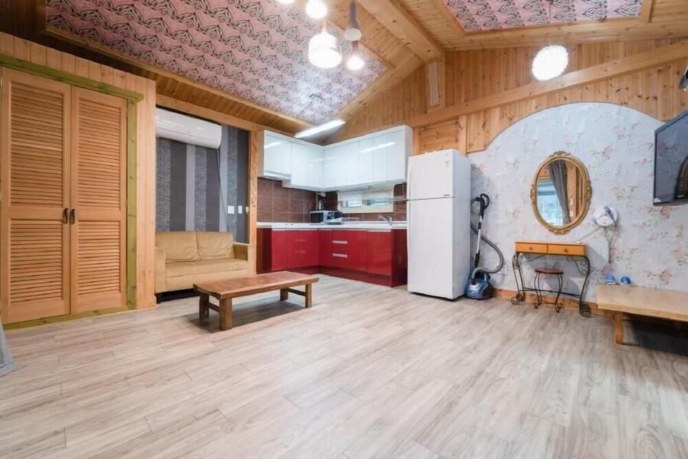 جابيونج ميونغدونجول بينشن