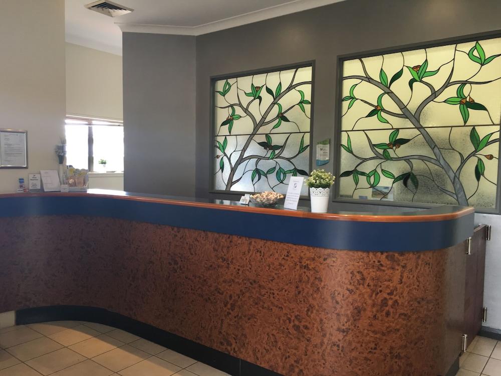 Abcot Inn Reception