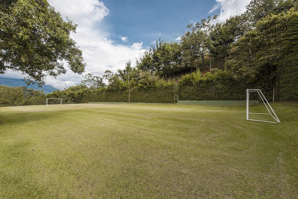 Finca San Miguel by Nomad Guru Property Grounds
