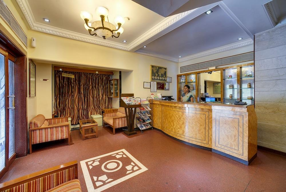 رامي جيست لاين هوتل خار