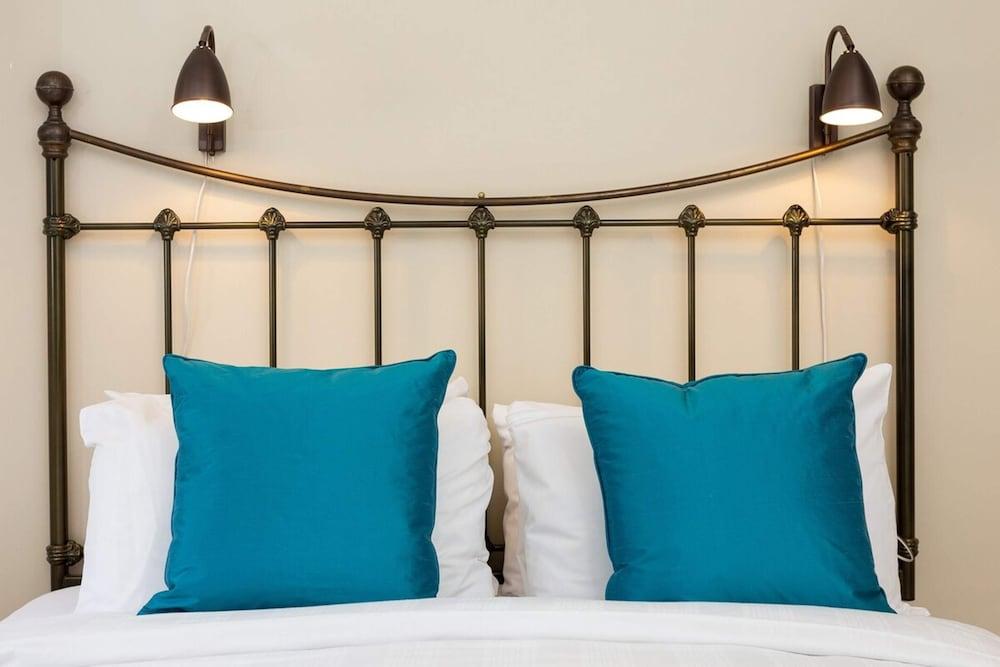 Quaint 2BD Flat 9 Min Walk To Vauxhall Tube Room