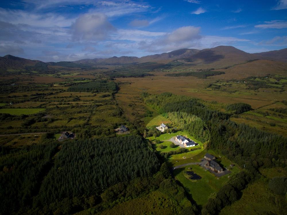 Alaind Lodges Aerial View