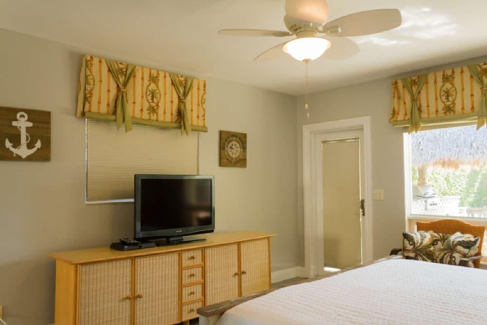 Harbourside by iTrip Palm Beach Room