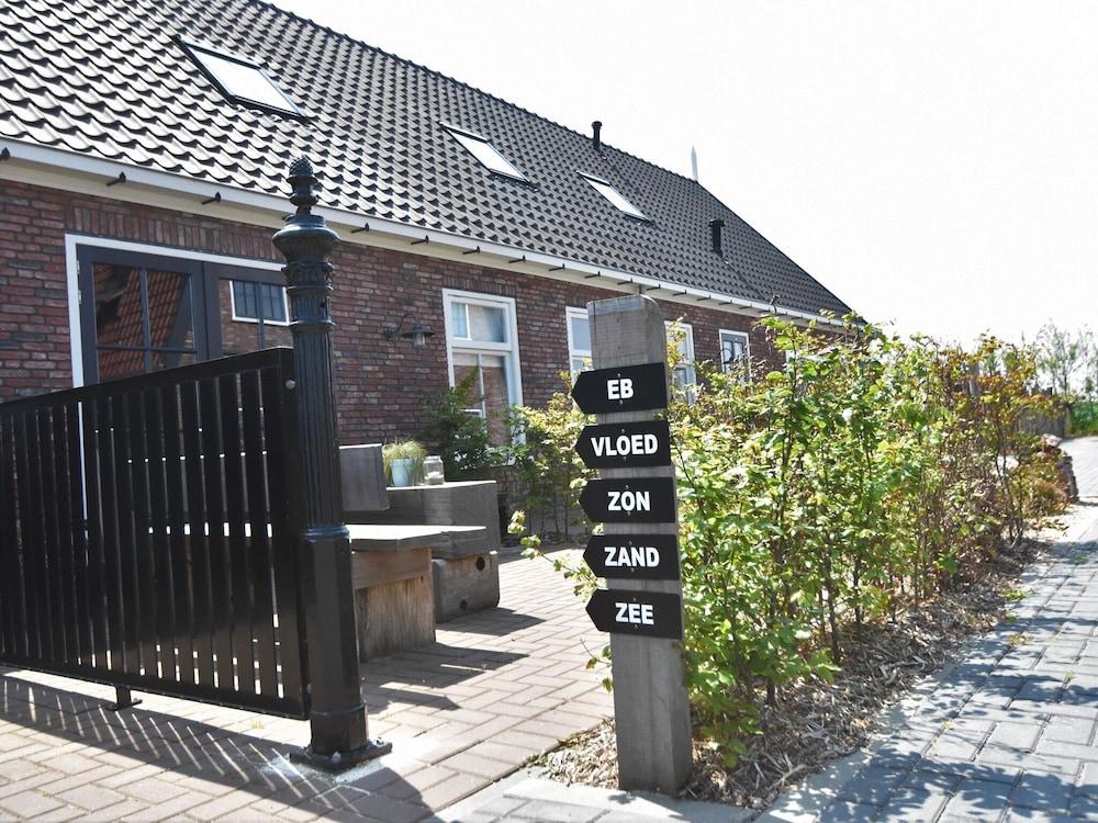 Apartment in Callantsoog With Sauna Exterior