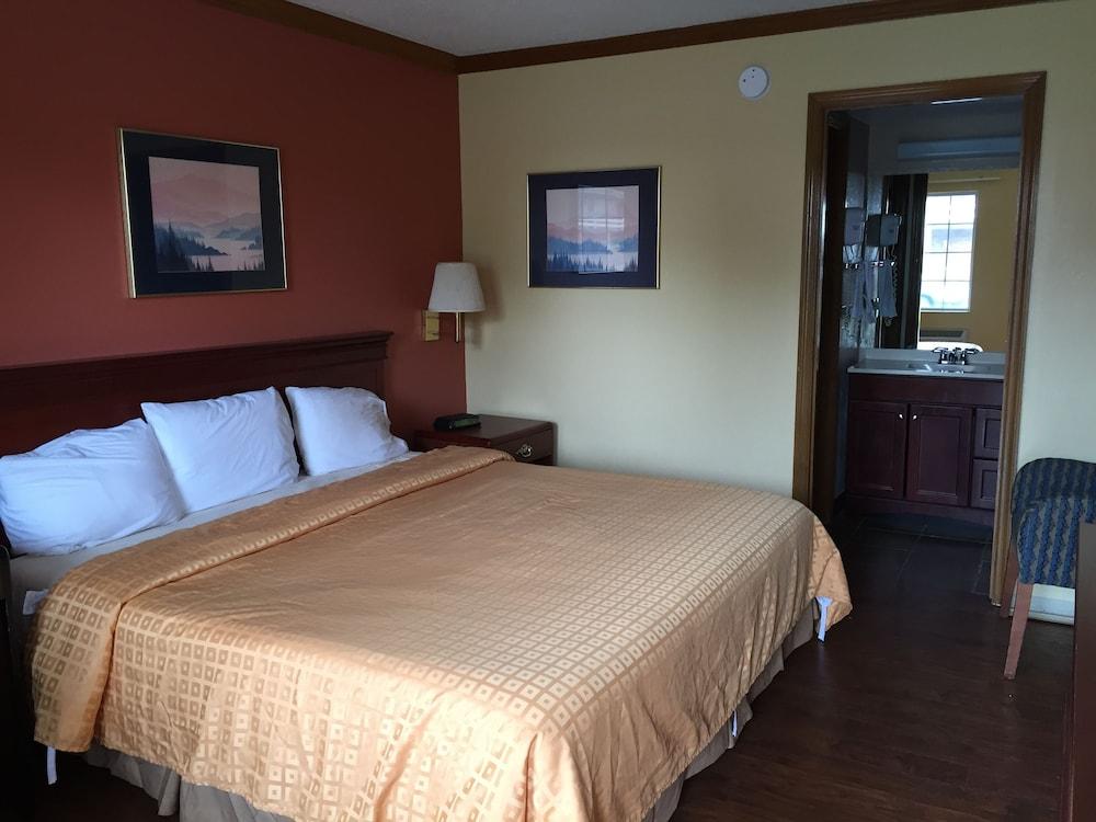 بادجيت إن توليدو مومي غرفة