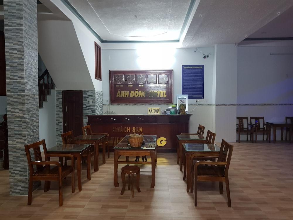 Anh Dong Hotel Lobby Sitting Area