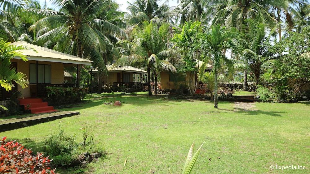 Caves Dive Resort Property Grounds