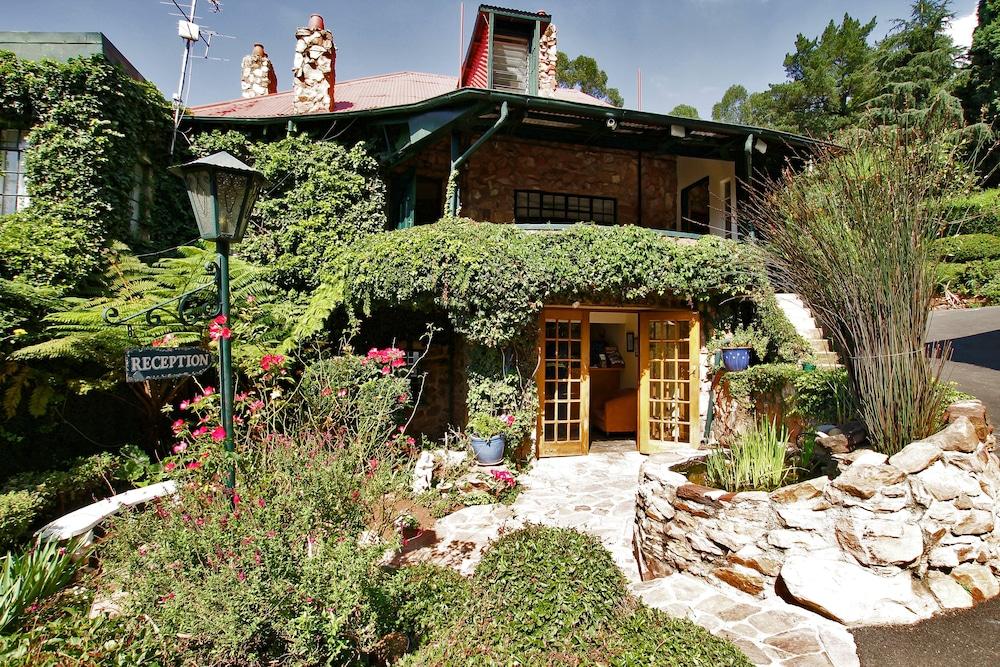 GL Cottages Aerial View