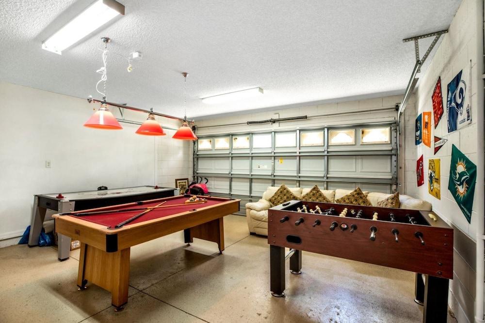 Modern 4 bed Home With own Private Pool Close to Disney - 253 Game Room