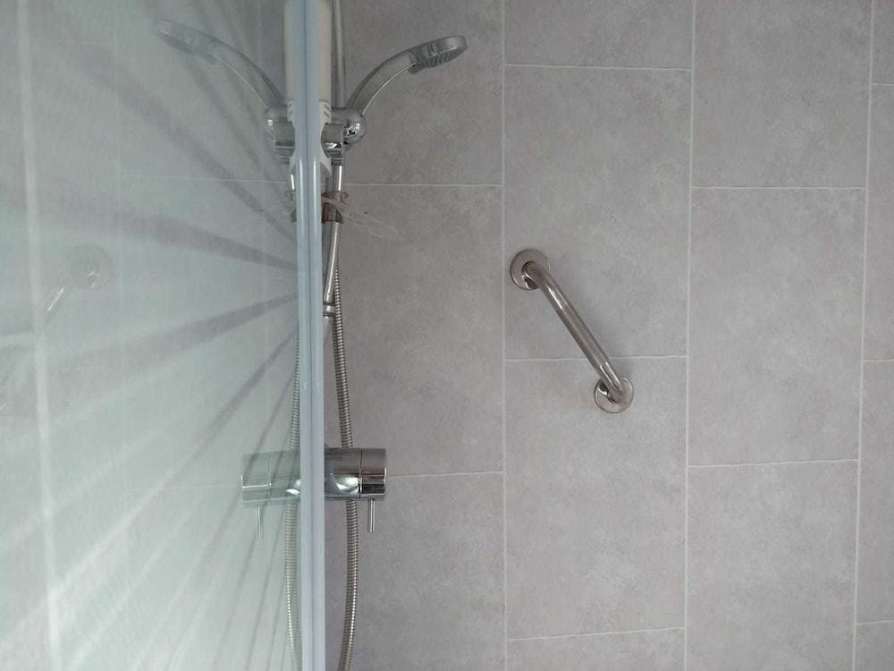 سولزبيري كورت سيتي سنترال باي بي إتش آر أبارتمنتس حمام