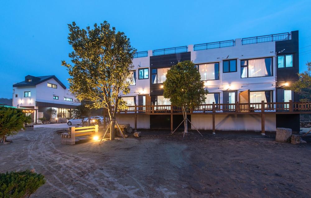 Jeju Abientot Exterior