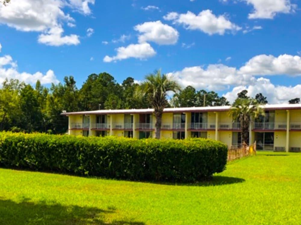 Sun Set Inn Exterior