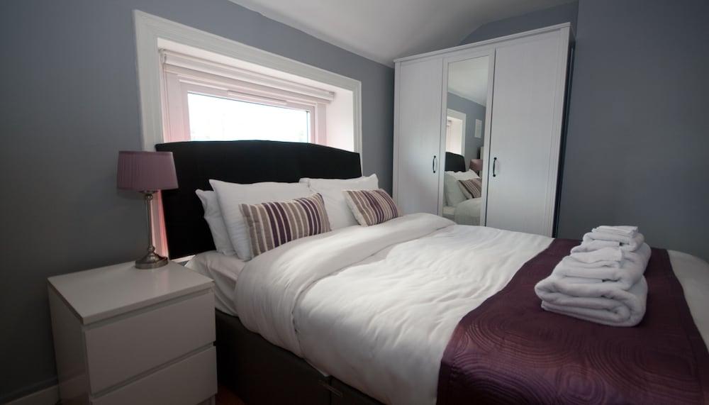 دورسيت أبارتمنتس باي ذا كي كولشكن غرفة