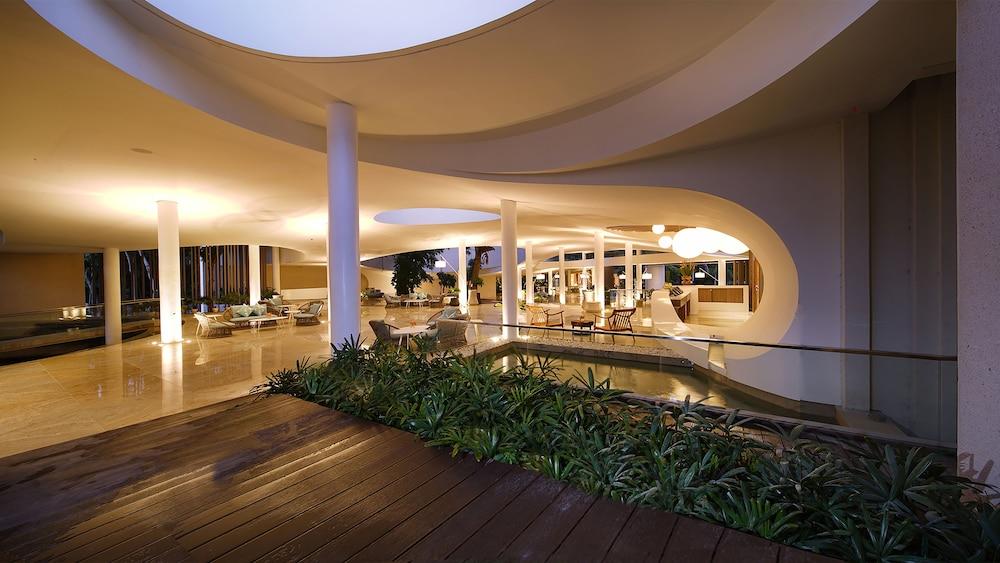 Tambuli Seaside Resort and Spa Lobby