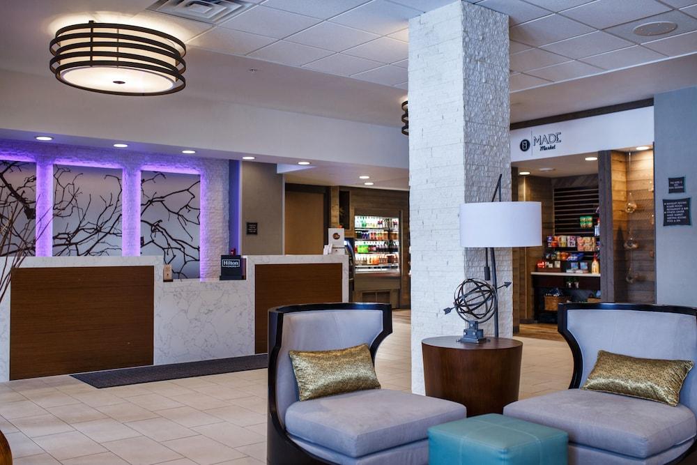 DoubleTree by Hilton Neenah Reception