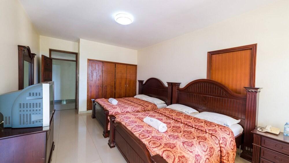 Trendy Deluxe Twin Rooms In Masaka - 1