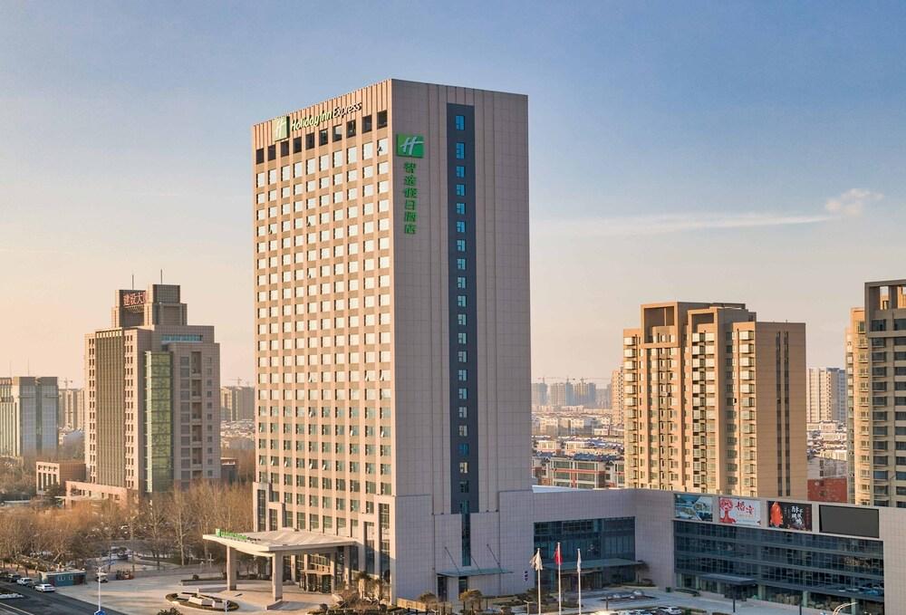 هوليداي إن إكسبرس لياوتشينغ تشيبينج باي آيتش جي المنطقة الخارجية