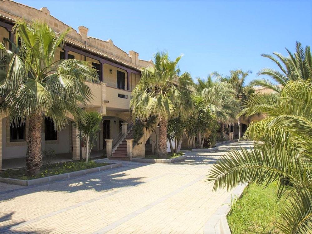 Inviting Apartment in Campofelice di Roccella With Patio Featured Image