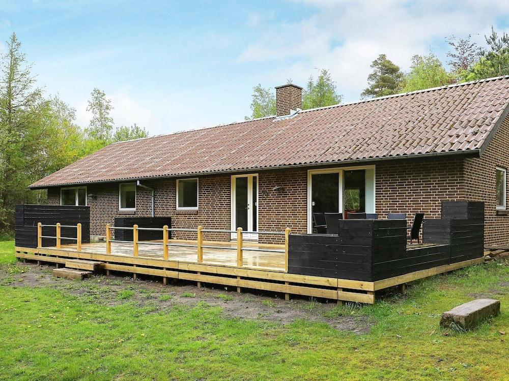 Serene Holiday Home in Skals Jutl& near Ocean