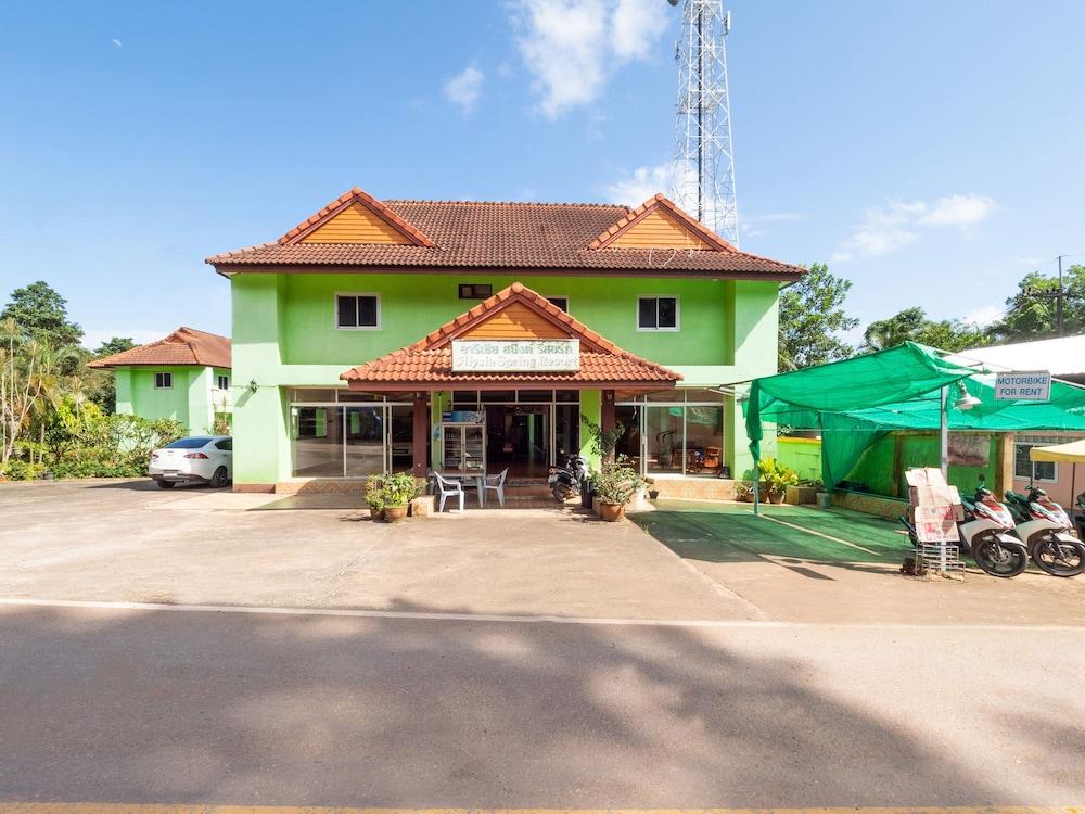 Alysia Spring Resort Exterior