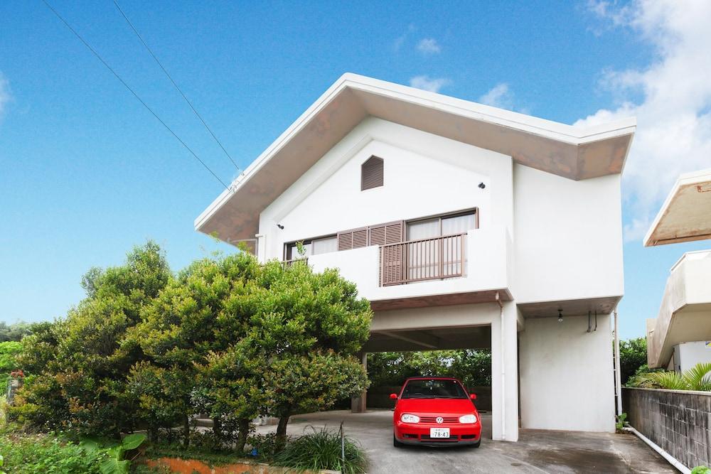 Kariyushi Condominium Resort Nanjo ATELIER HYAKUNA