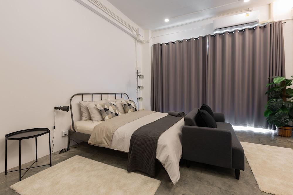 Loft Series Room