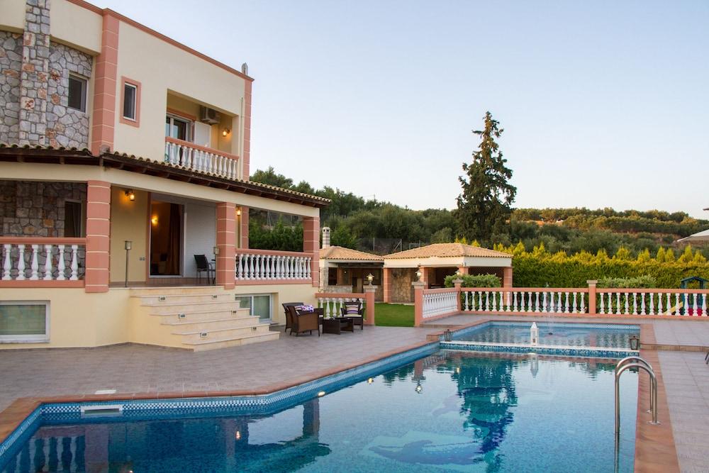 Villa Roula 6BR