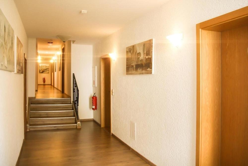 هوتل والدلوست بد آند بريكفاست داخلي