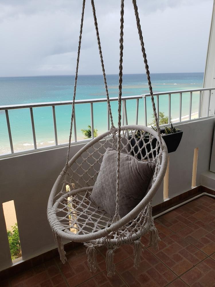 Gorgeous Beach Front Studio Exterior
