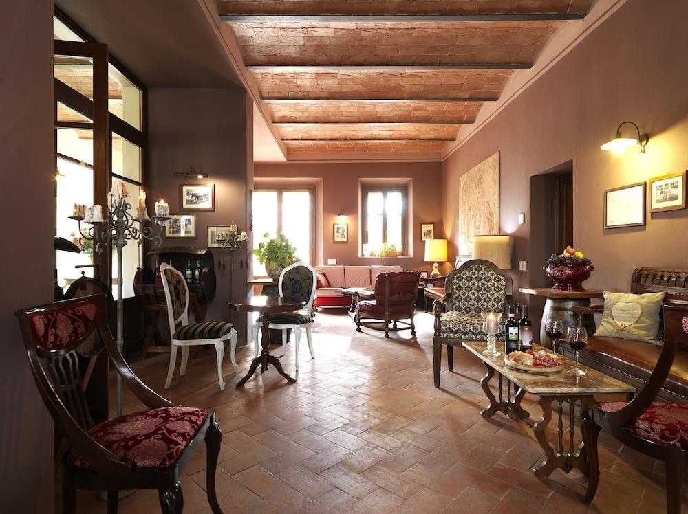Agriturismo La Canonica Interior