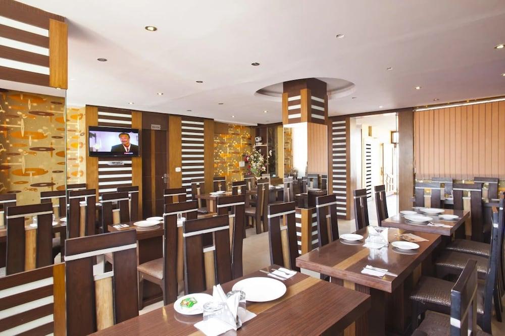 Hotel Shivdev International Hotel Interior