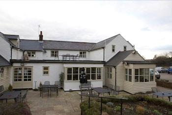 The Live and Let Live Exterior