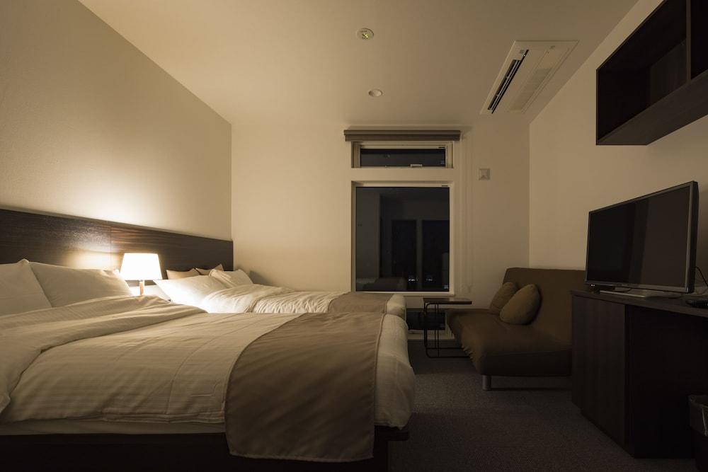 Pensione UNO Room