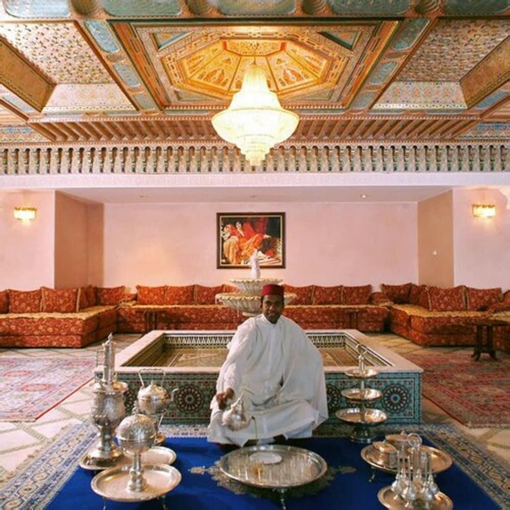 زلاغ بارك بالاس داخلي