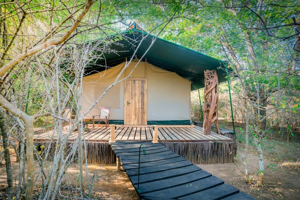Leopard Safaris Yala Exterior