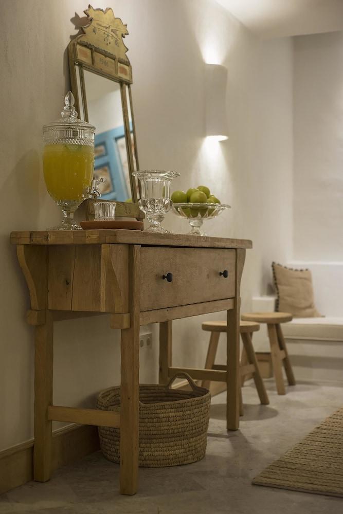 يوت بوهيم هوتل - بوتيك كلاس - لبالغيس فقل الردهة