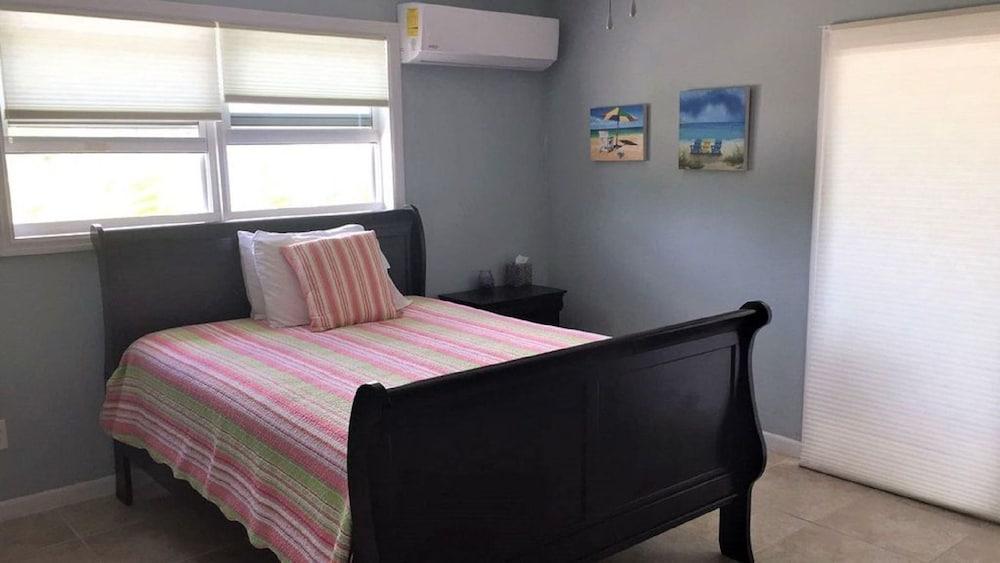Paradise Beach Room