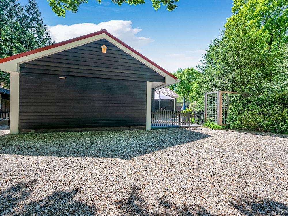 Serene Holiday Home in Ermelo With Large Furnished Garden