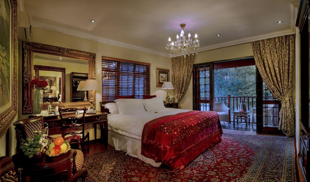 The Oasis Boutique Hotel & Residency