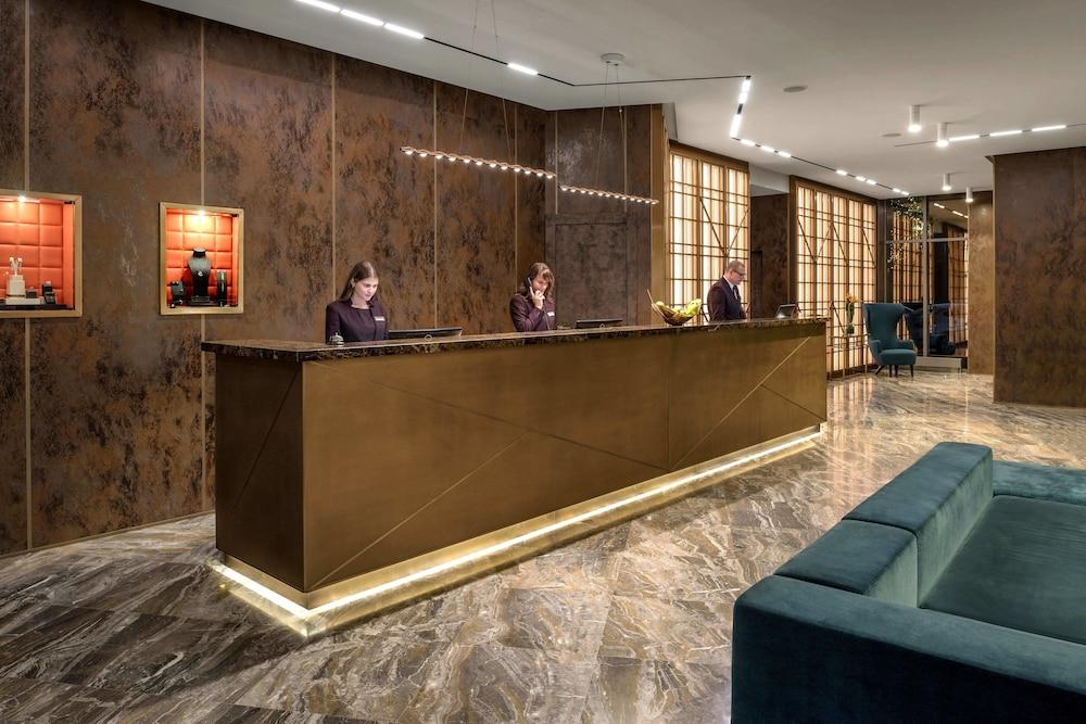 كريستال هاوس سويت هوتل آند سبا منصة تسجيل إجراءات الوصول/المغادرة