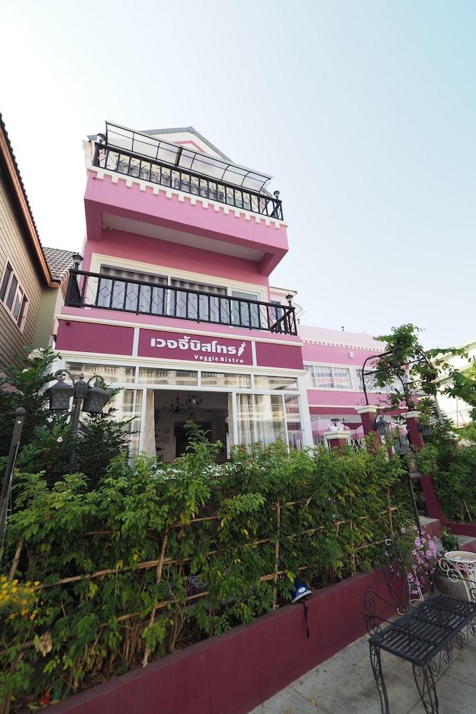 Home Boutique Hotel
