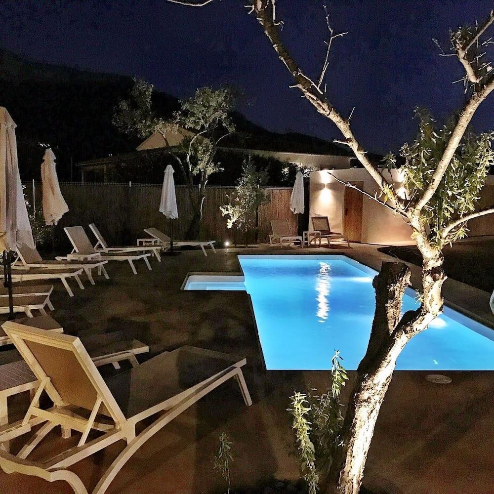 Boho Suites Denia Outdoor Pool