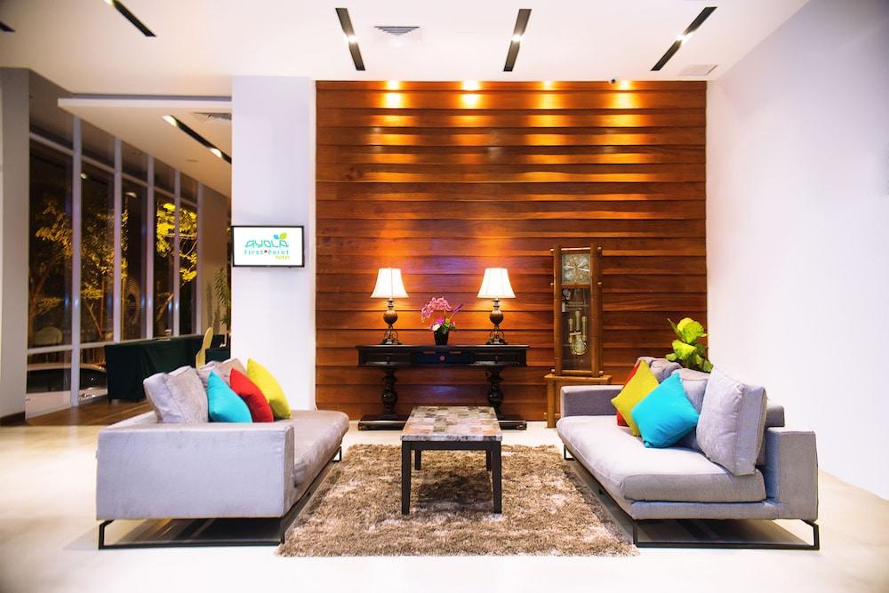 أيولا فيرست بوينت هوتل بيكانبارو