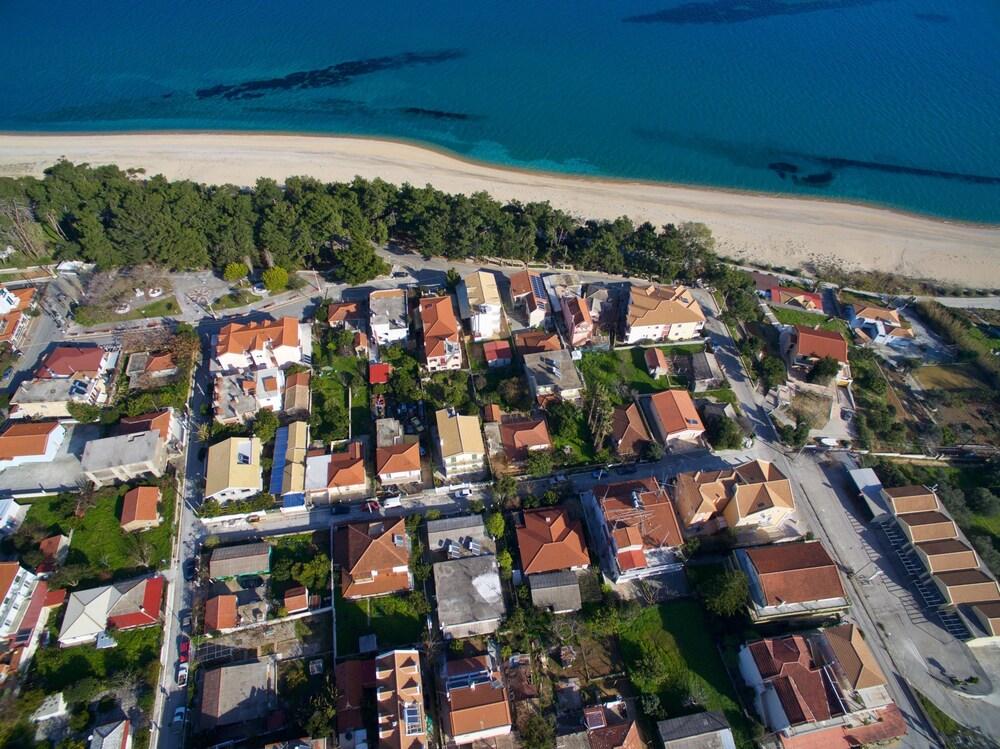 Syriti Studios Exterior