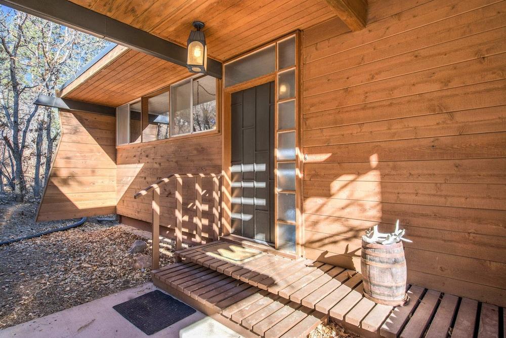 4BR Cabin With Fireplacemountain Viewsdog-friendly Exterior detail