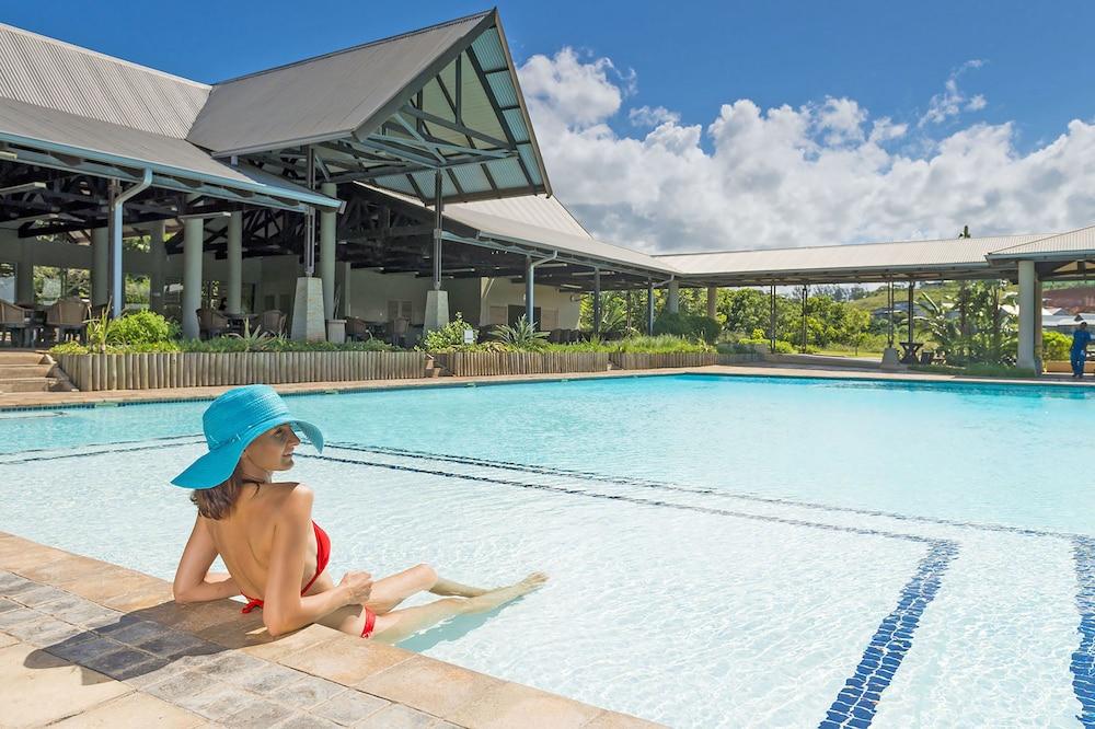 Evolved Luxury Accommodation Outdoor Pool