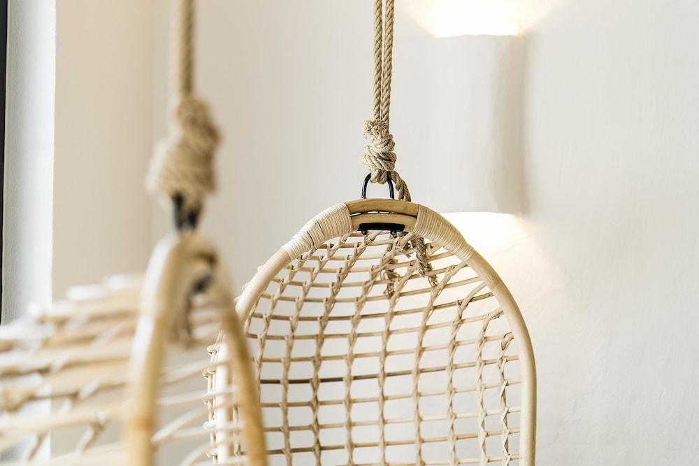 يوت بوهيم هوتل - بوتيك كلاس - لبالغيس فقل تفاصيل الفندق من الداخل