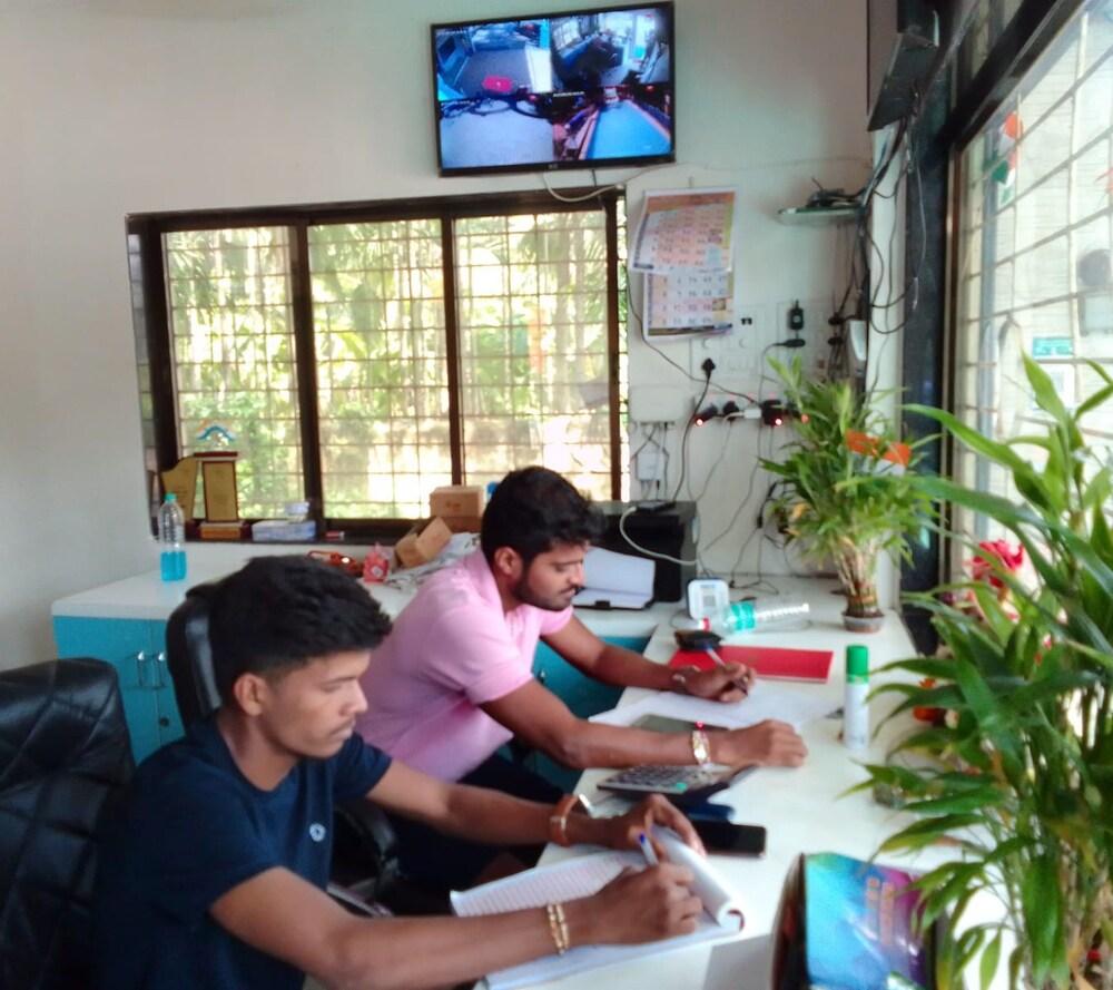 مانثان بيتش ريزورت منطقة الاستقبال