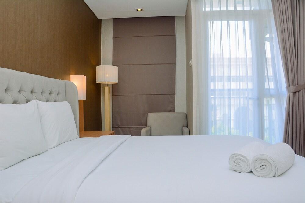 Modern and Tidy Studio Apartment at Elpis Residence Room